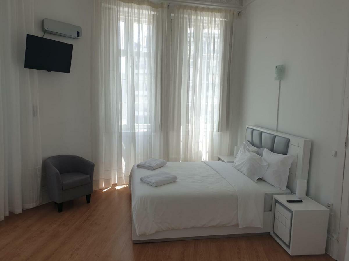 Guesthouse Tricana De Aveiro Exterior photo