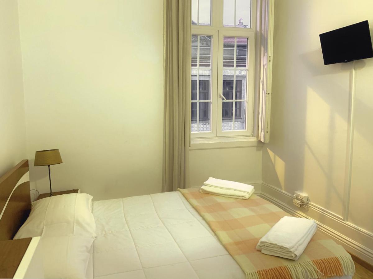 Guesthouse Tricana De Aveiro Exterior photo